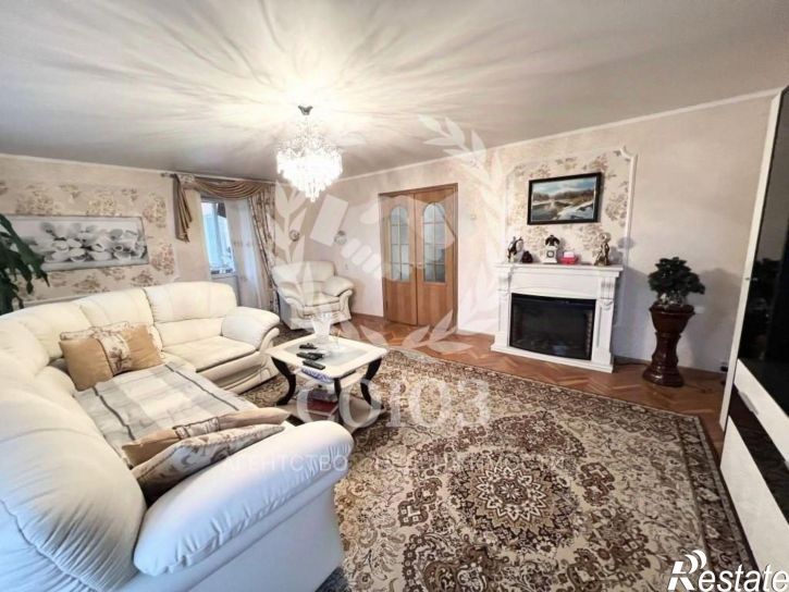 4-комн квартира улица Фридриха Энгельса, 147,  д. 147