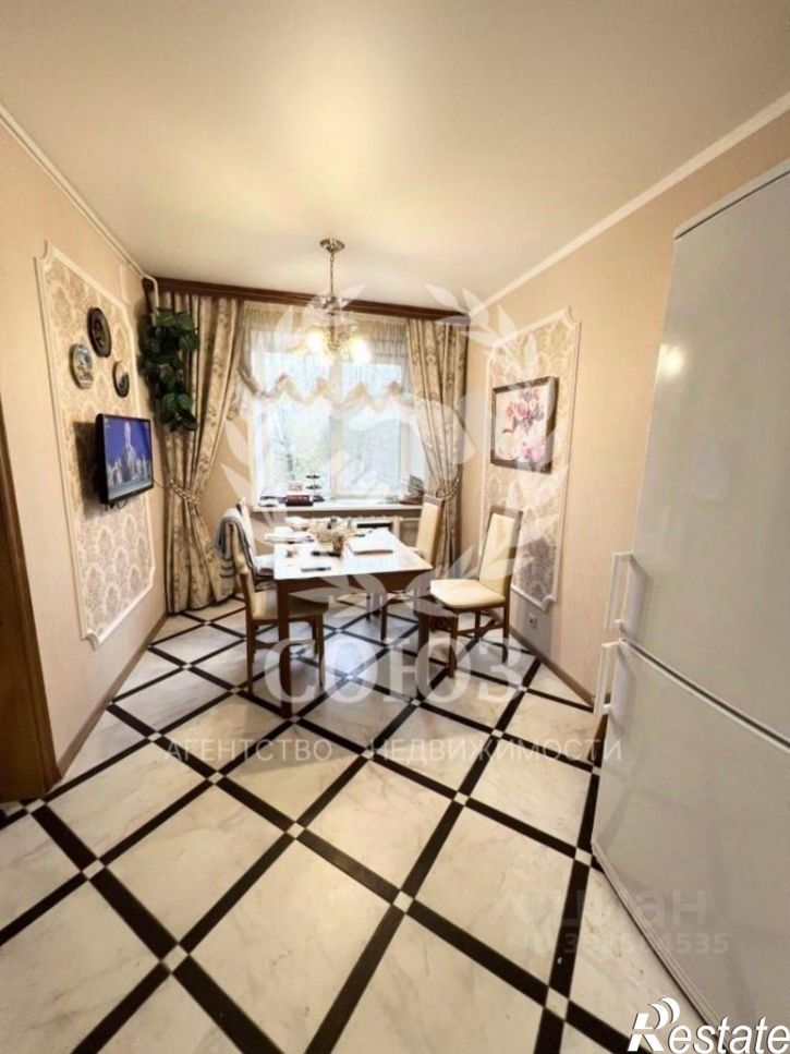 4-комн квартира улица Фридриха Энгельса, 147,  д. 147