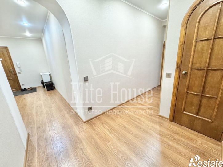 2-комн квартира улица Воронина, 11,  д. 11