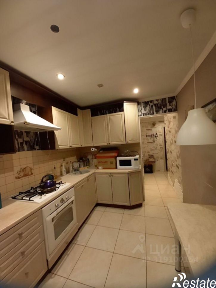 1-комн квартира улица Генерала Попова, 18 к3,  д. 18 к3