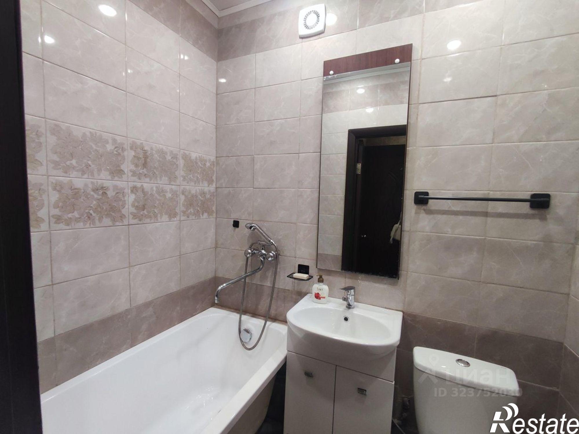 Купить квартиру за 2 500 000 рублей на ул Гурьянова, 11