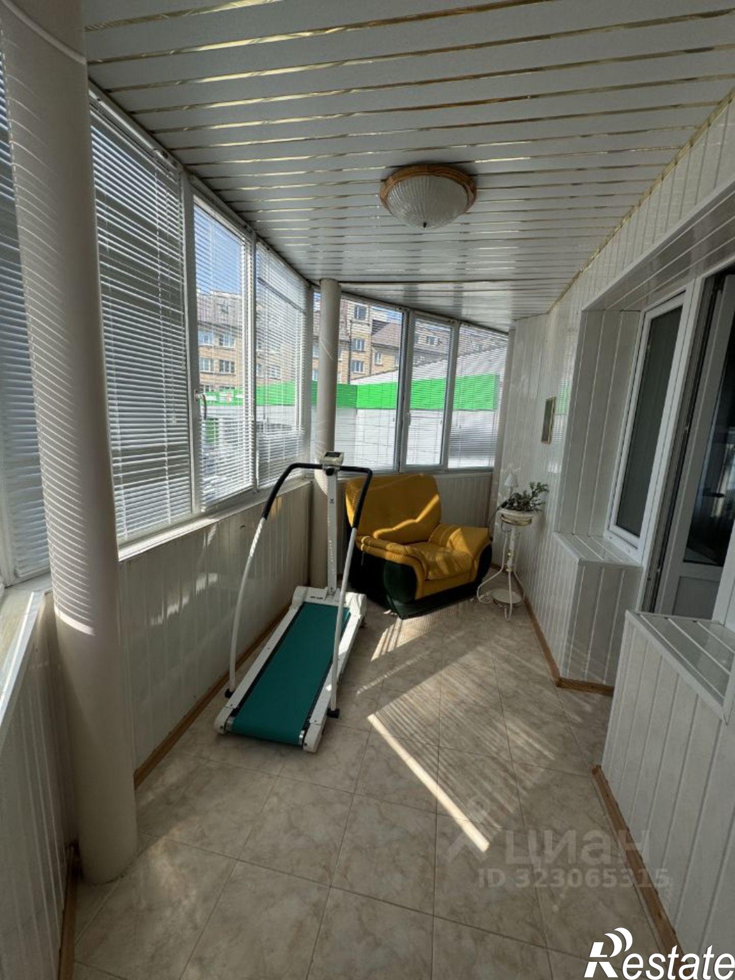 Купить квартиру за 25 300 000 рублей на улица Дзержинского, 69