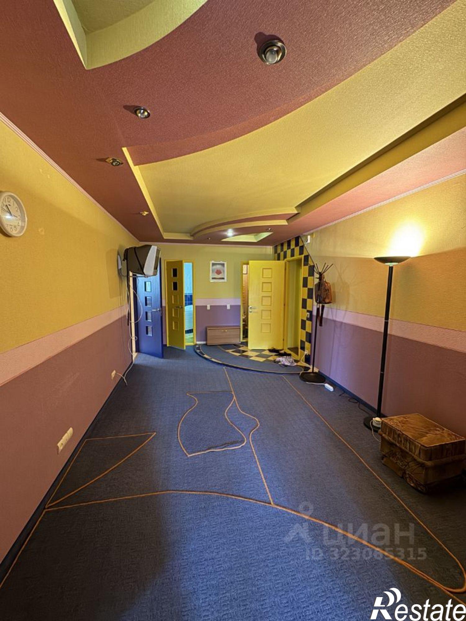 Купить квартиру за 25 300 000 рублей на улица Дзержинского, 69