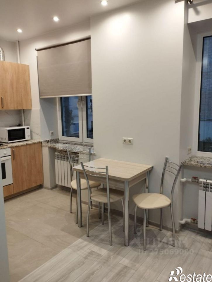 2-комн квартира улица Луначарского, 10/15,  д. 10/15