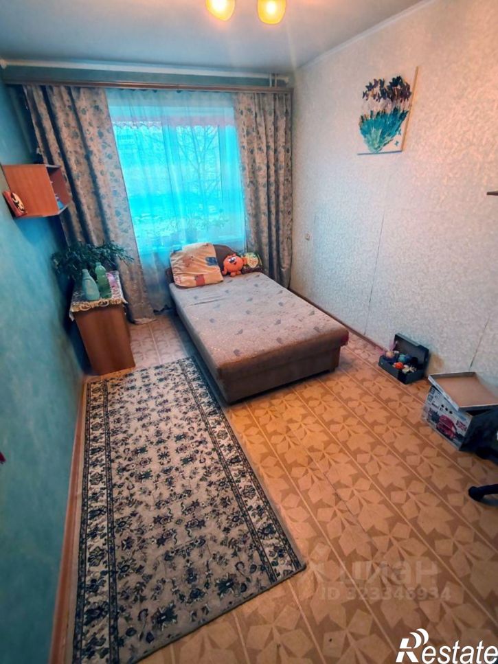3-комн квартира улица Генерала Попова, 18 к2,  д. 18 к2