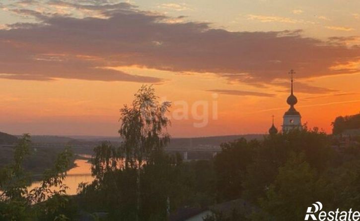 3-комн квартира улица Подвойского, 27,  д. 27