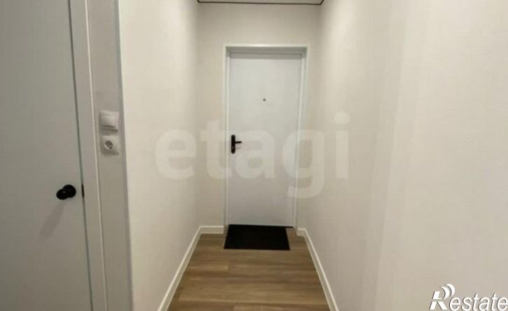 3-комн квартира улица Подвойского, 27,  д. 27