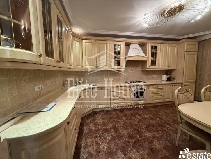 3-комн квартира ул Георгия Димитрова, 24,  д. 24