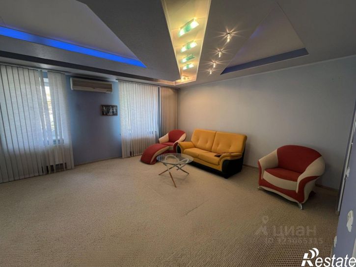 2-комн квартира улица Дзержинского, 69,  д. 69