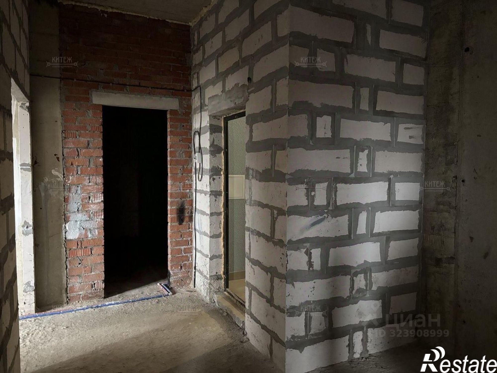 Купить квартиру за 6 624 800 рублей на ул Азаровская, 40 1