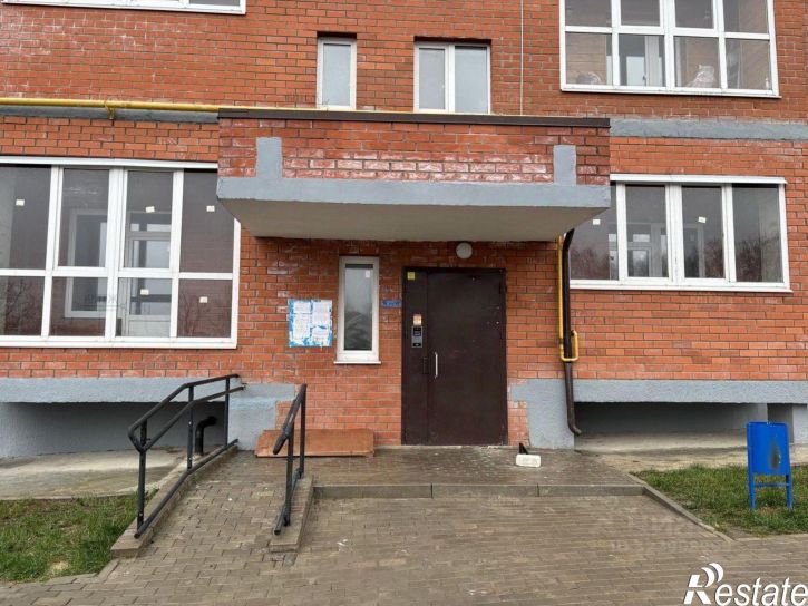 3-комн квартира ул Азаровская, 40 1,  д. 40 1,  к. 1