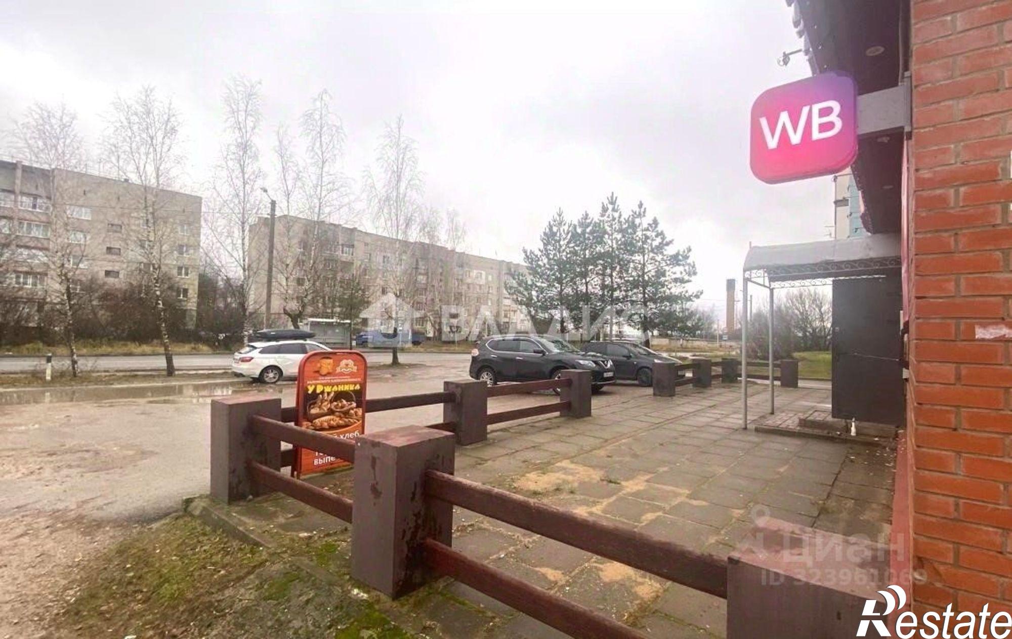 Сдать торговое помещение за 2 362 рублей на Школьная улица, 2А