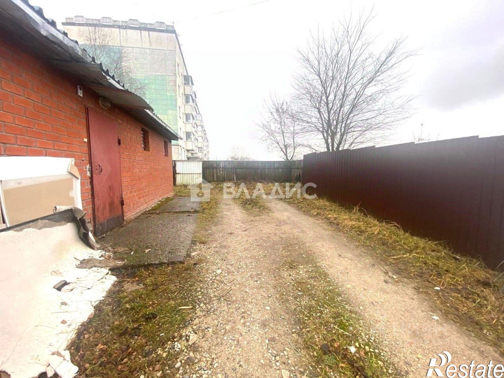 Сдать торговое помещение за 2 362 рублей на Школьная улица, 2А