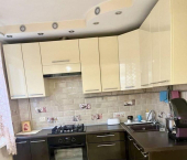 3-комн, 70кв м, этаж 2/5 улица Кирова, 98