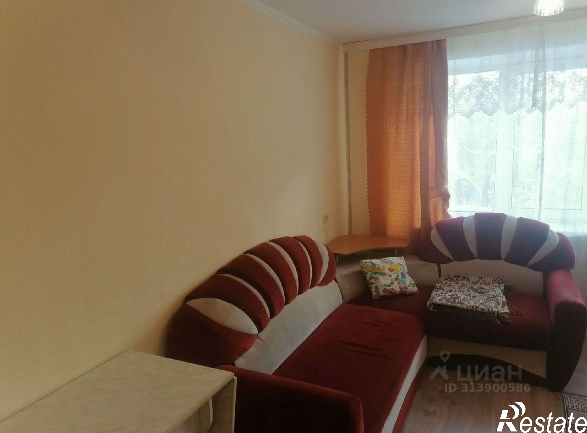 Сдать комнату за 13 000 рублей на ул Карла Либкнехта, 14 1