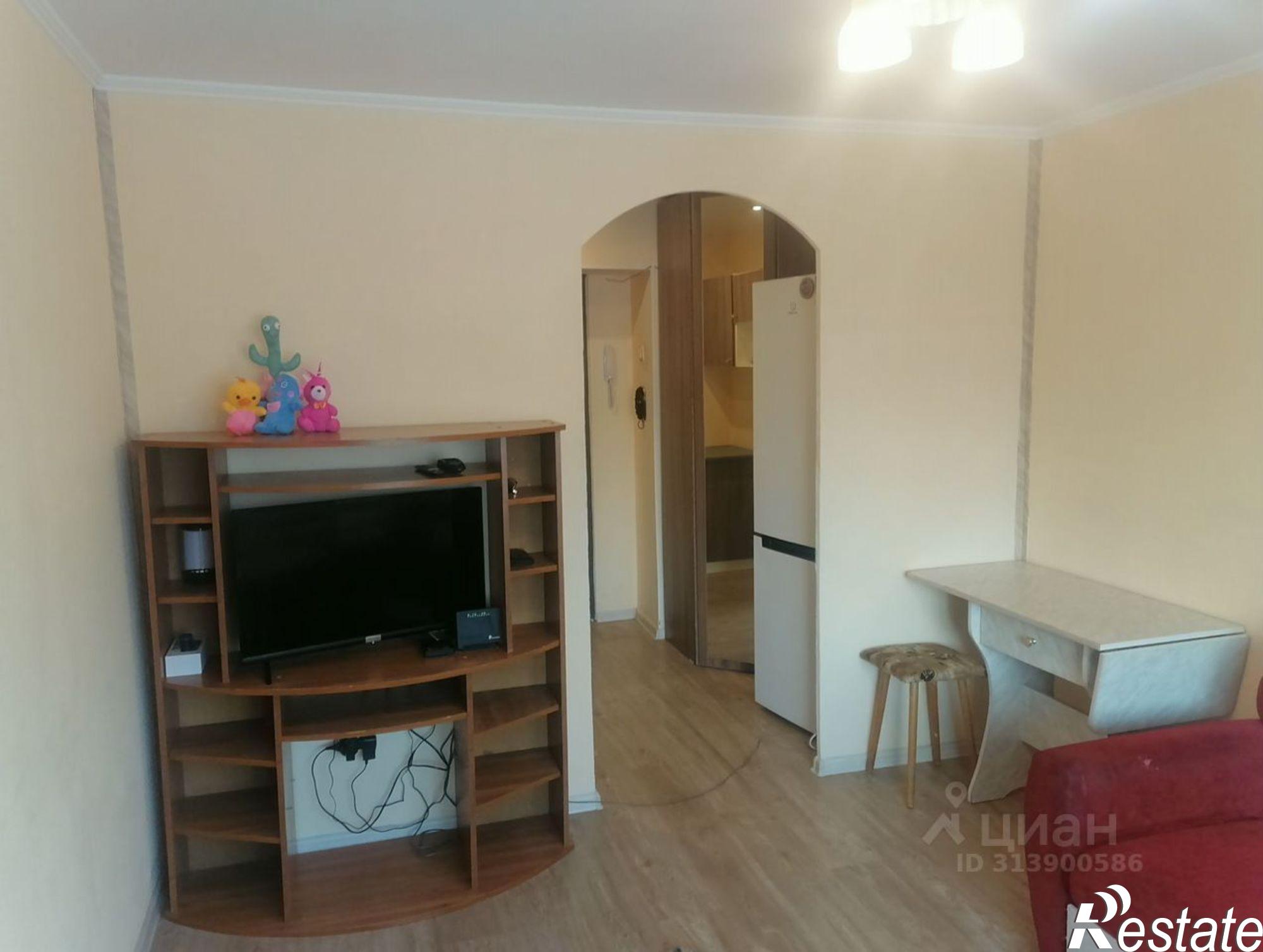 Сдать комнату за 13 000 рублей на ул Карла Либкнехта, 14 1