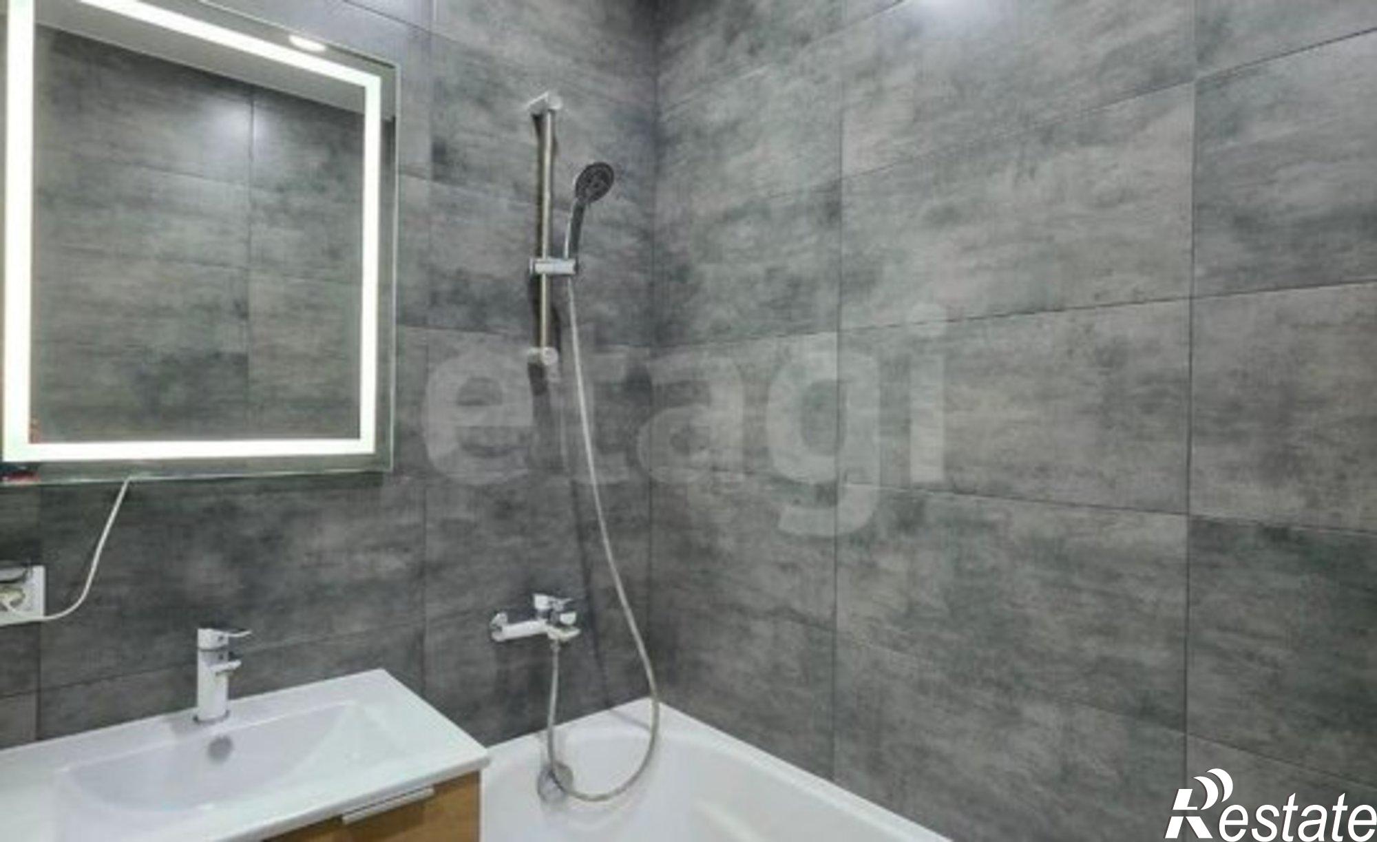 Купить квартиру за 4 800 000 рублей на ул Минская, 35