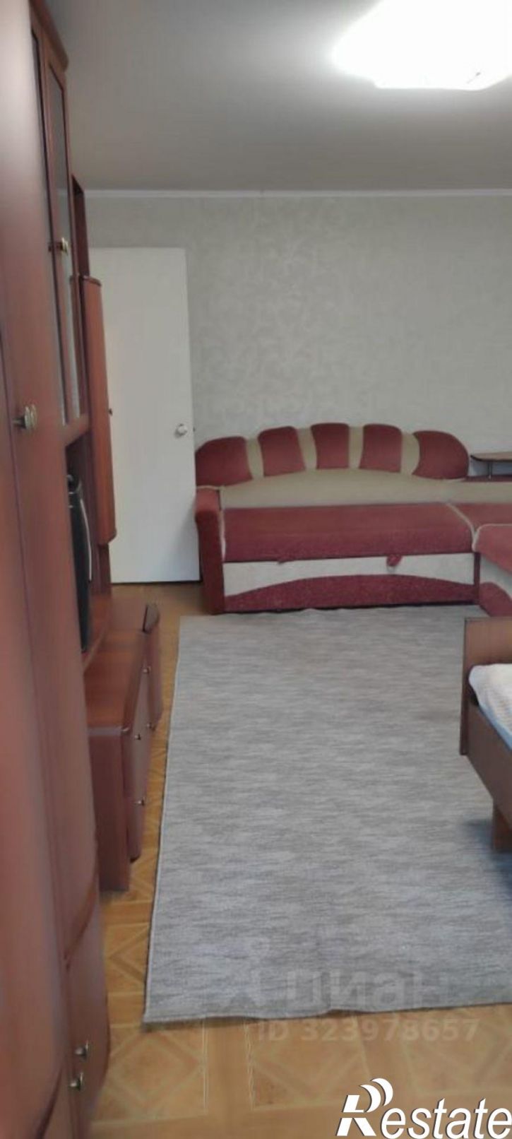 1-комн квартира улица Платова, 8,  д. 8