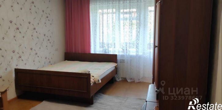 1-комн квартира улица Платова, 8,  д. 8