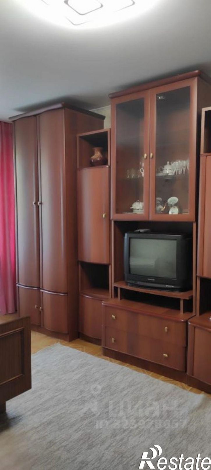 1-комн квартира улица Платова, 8,  д. 8