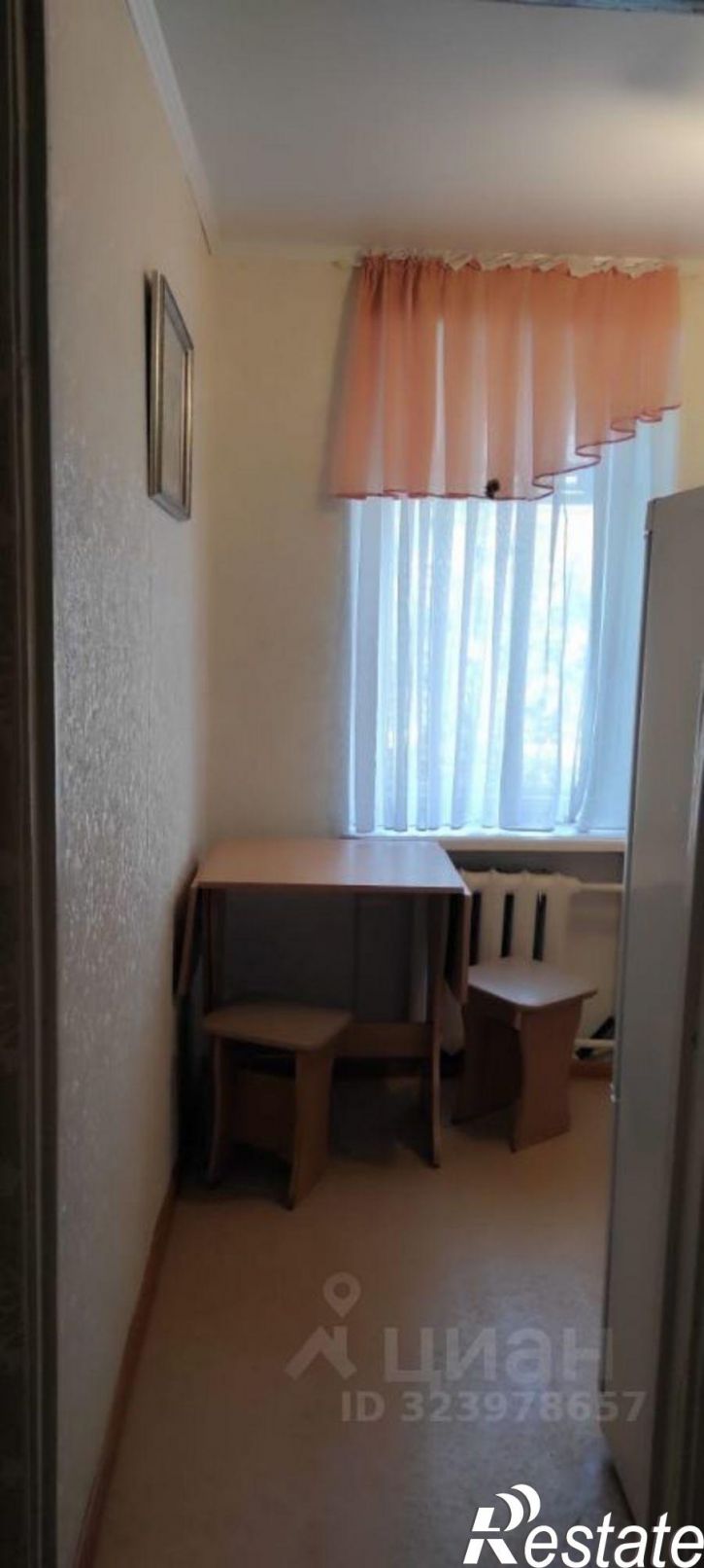 1-комн квартира улица Платова, 8,  д. 8