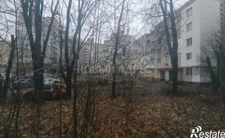 2-комн квартира улица Поле Свободы, 81,  д. 81