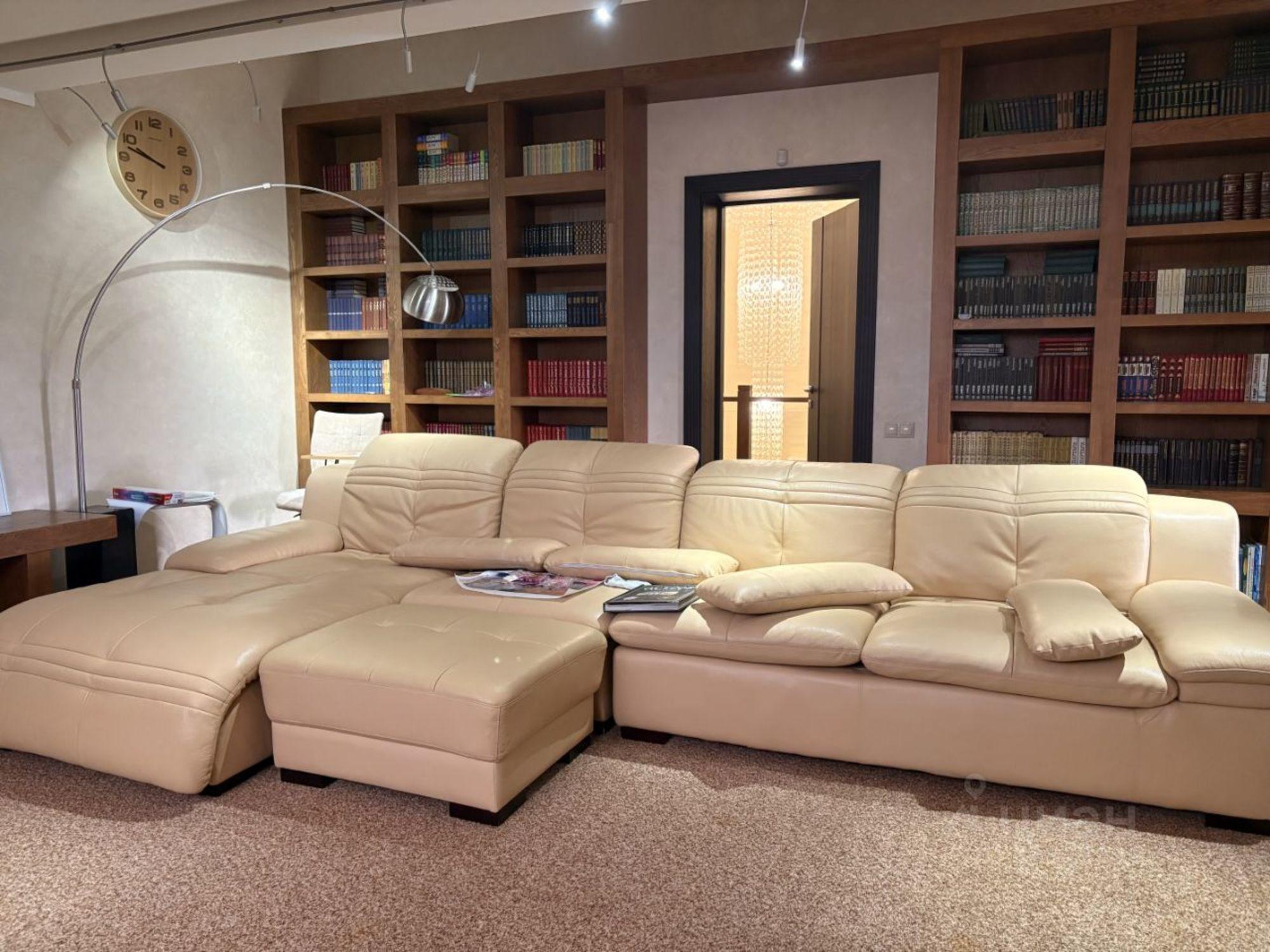 Купить дачу, дом, коттедж за 90 000 000 рублей на Трамплинная улица, д.119