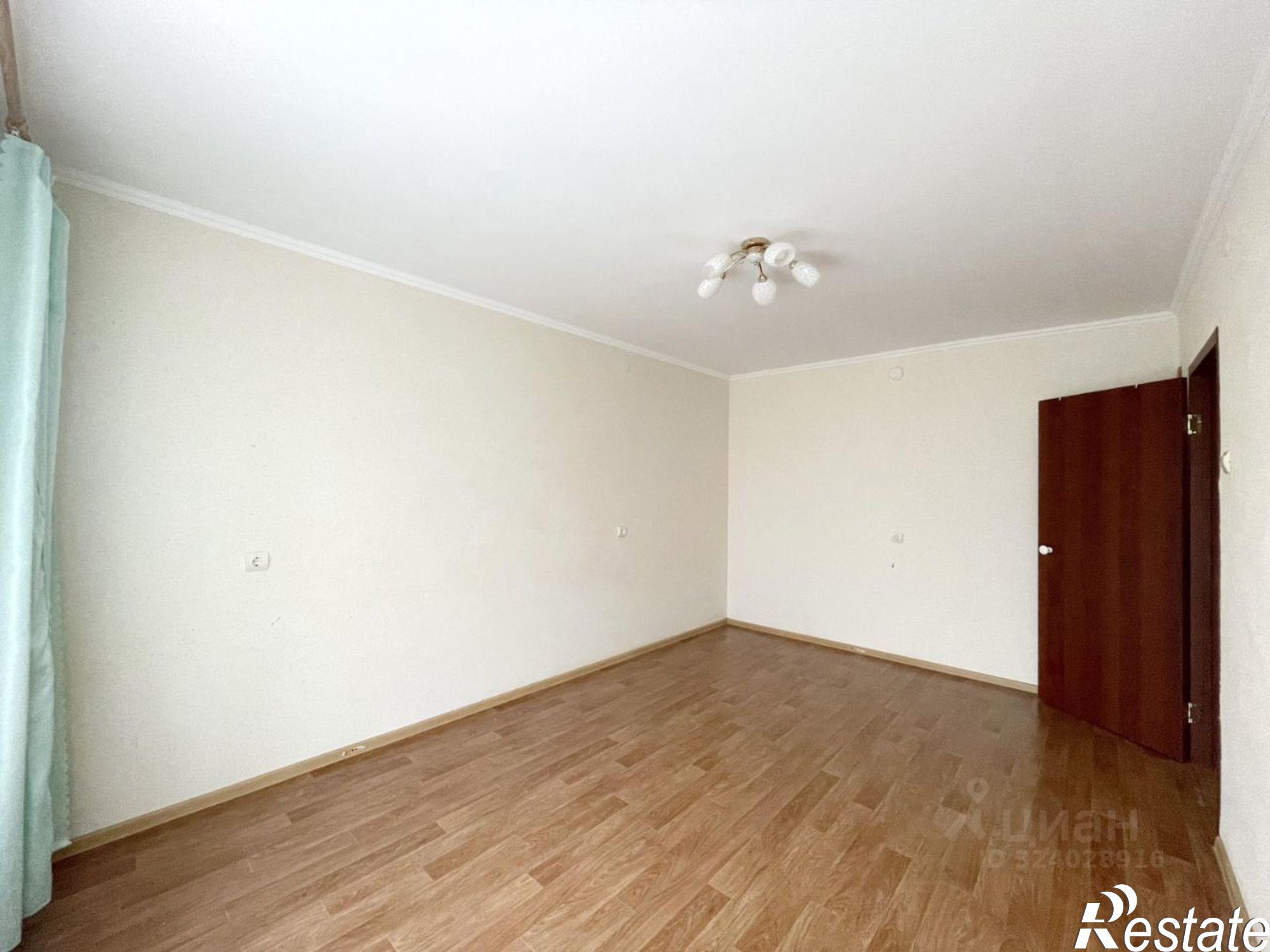 Купить квартиру за 4 450 000 рублей на улица Петра Тарасова, 31