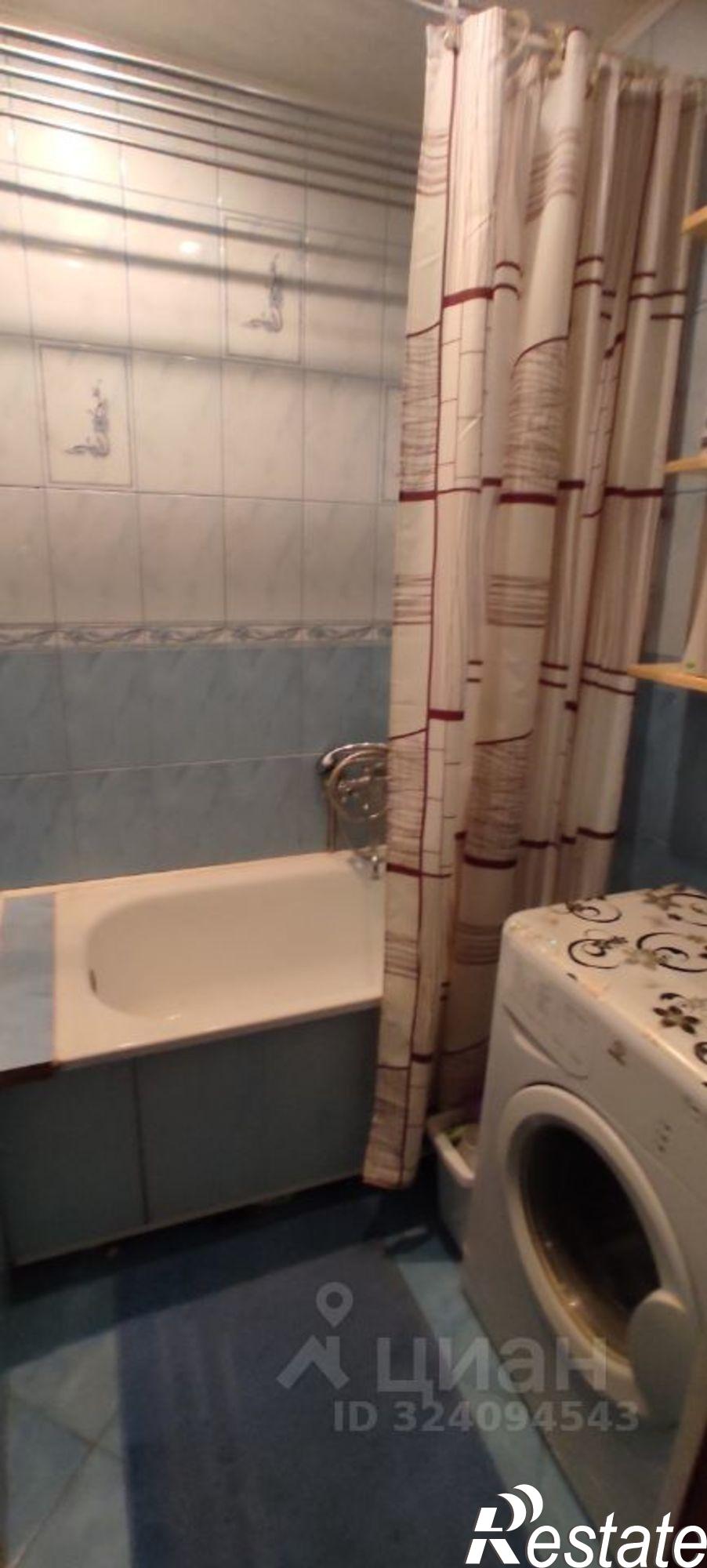 Купить квартиру за 3 780 000 рублей на ул Константиновых, 9