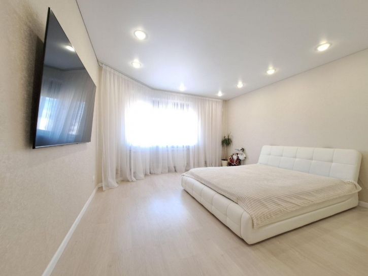 3-комн квартира Хрустальная улица, д.44к4