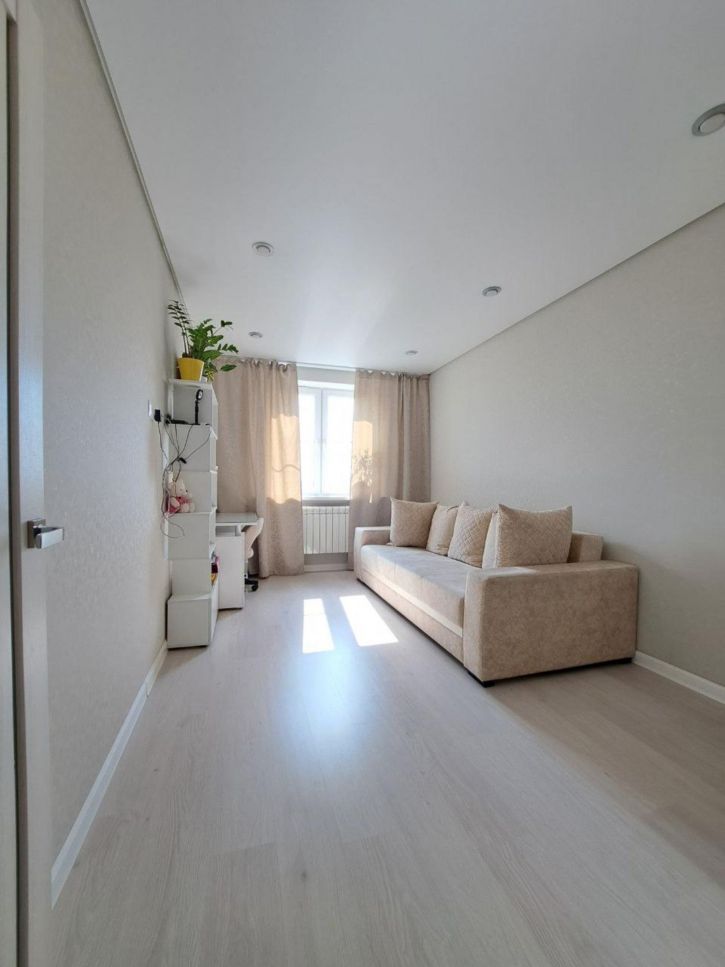 3-комн квартира Хрустальная улица, д.44к4