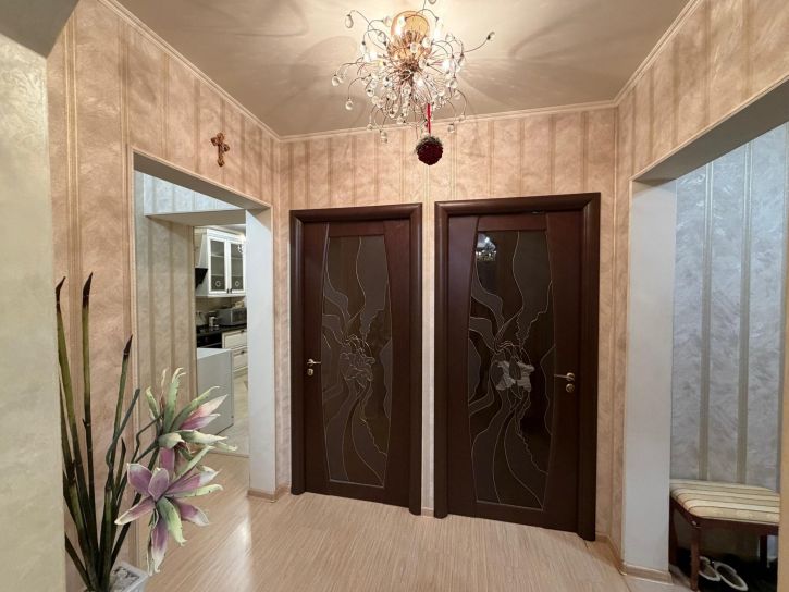 3-комн квартира 65 лет Победы улица, д.29