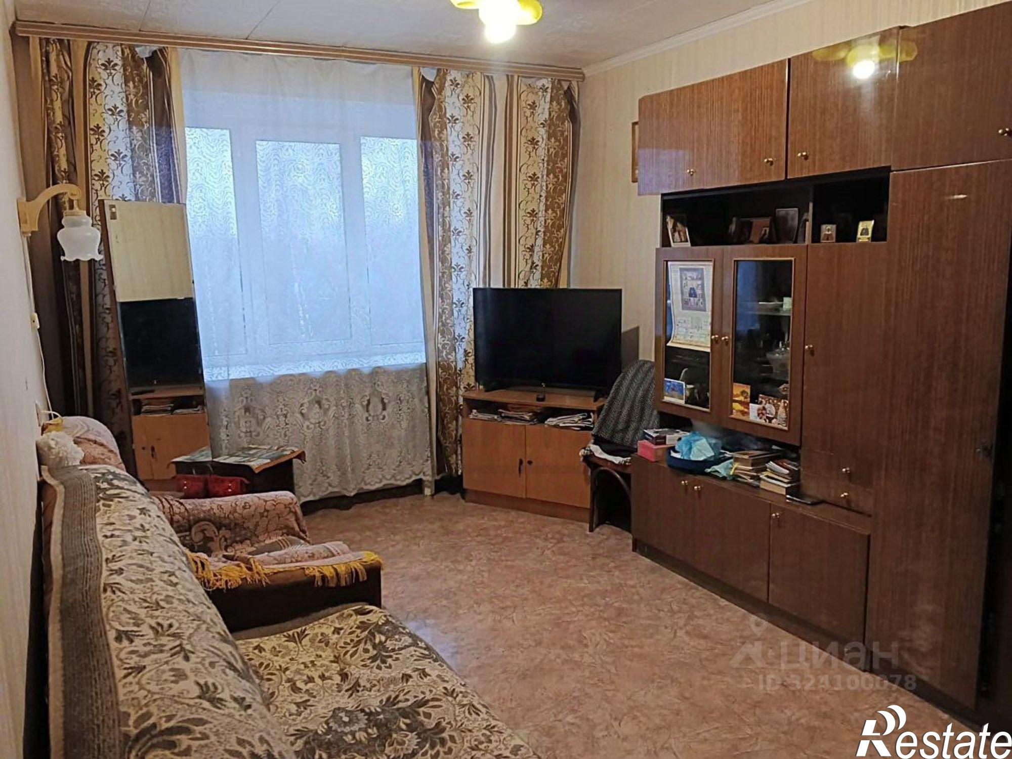 Купить квартиру за 2 200 000 рублей на 5-я линия, 1 к1