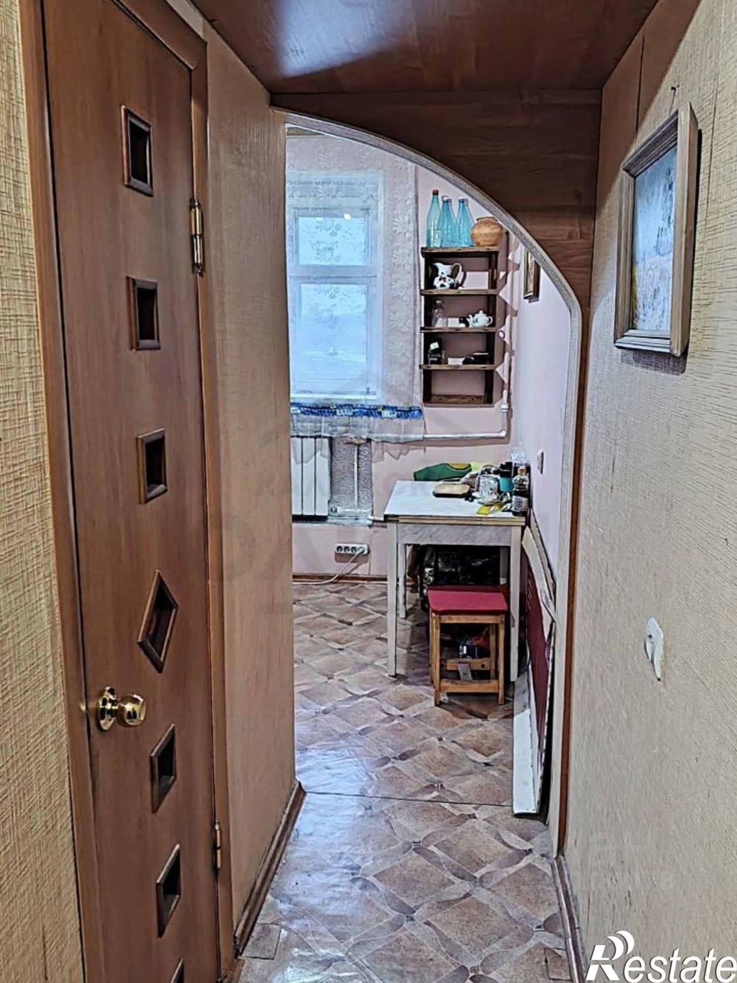 Купить квартиру за 2 200 000 рублей на 5-я линия, 1 к1