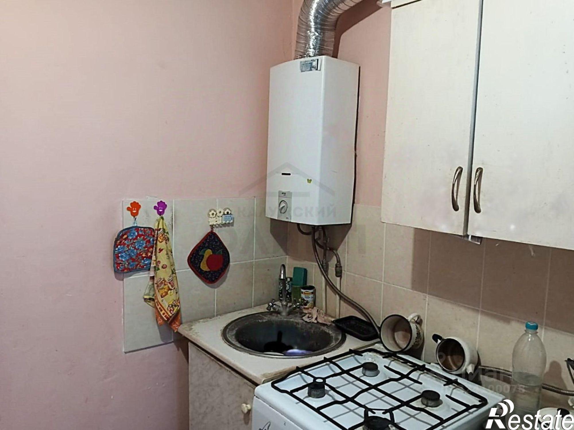 Купить квартиру за 2 200 000 рублей на 5-я линия, 1 к1