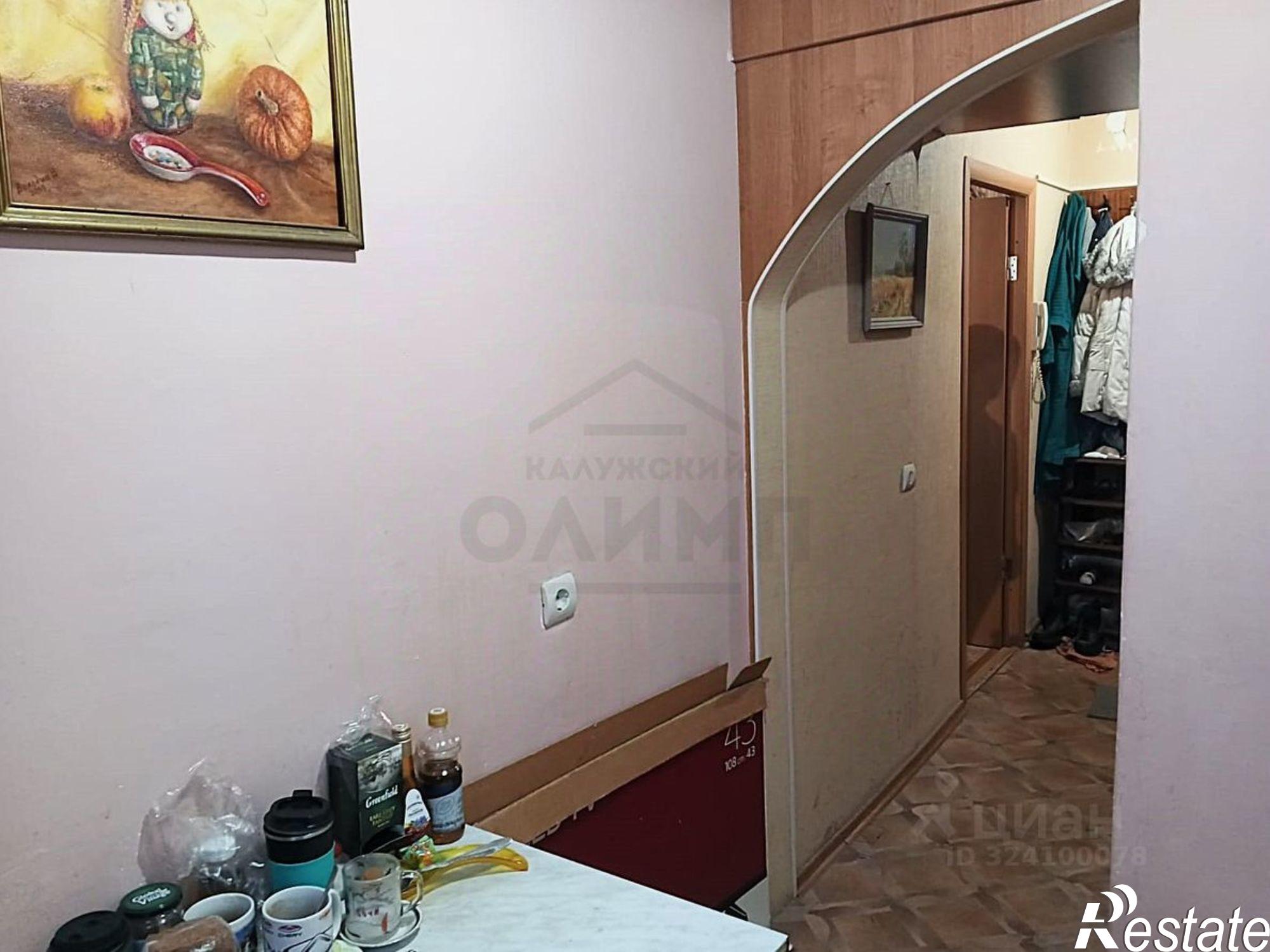 Купить квартиру за 2 200 000 рублей на 5-я линия, 1 к1