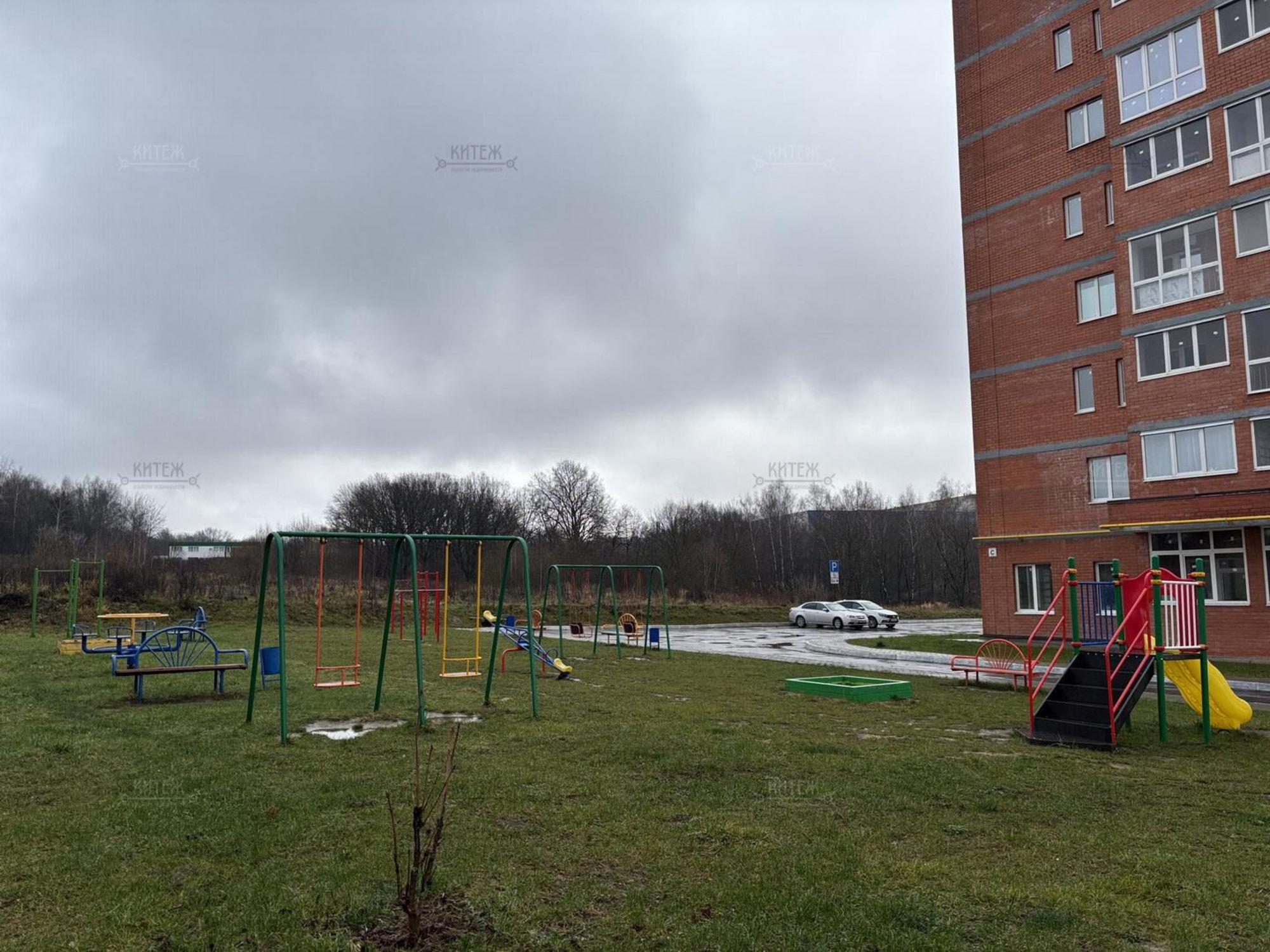 Купить квартиру за 6 624 800 рублей на Азаровская ул, д.40