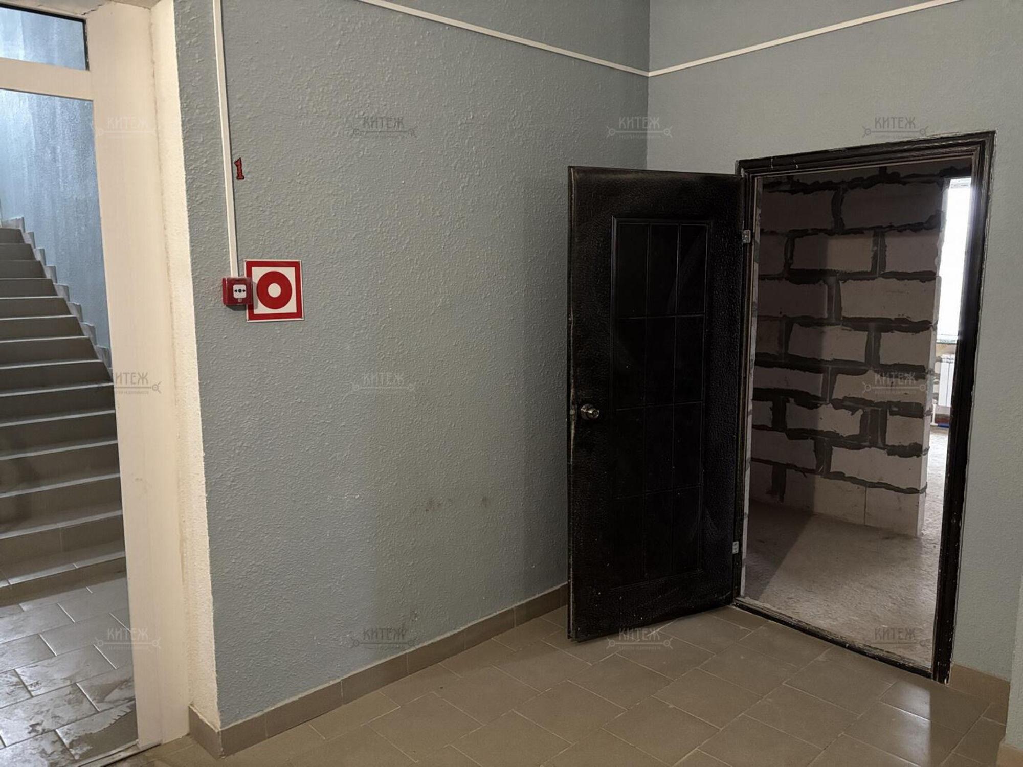 Купить квартиру за 6 624 800 рублей на Азаровская ул, д.40