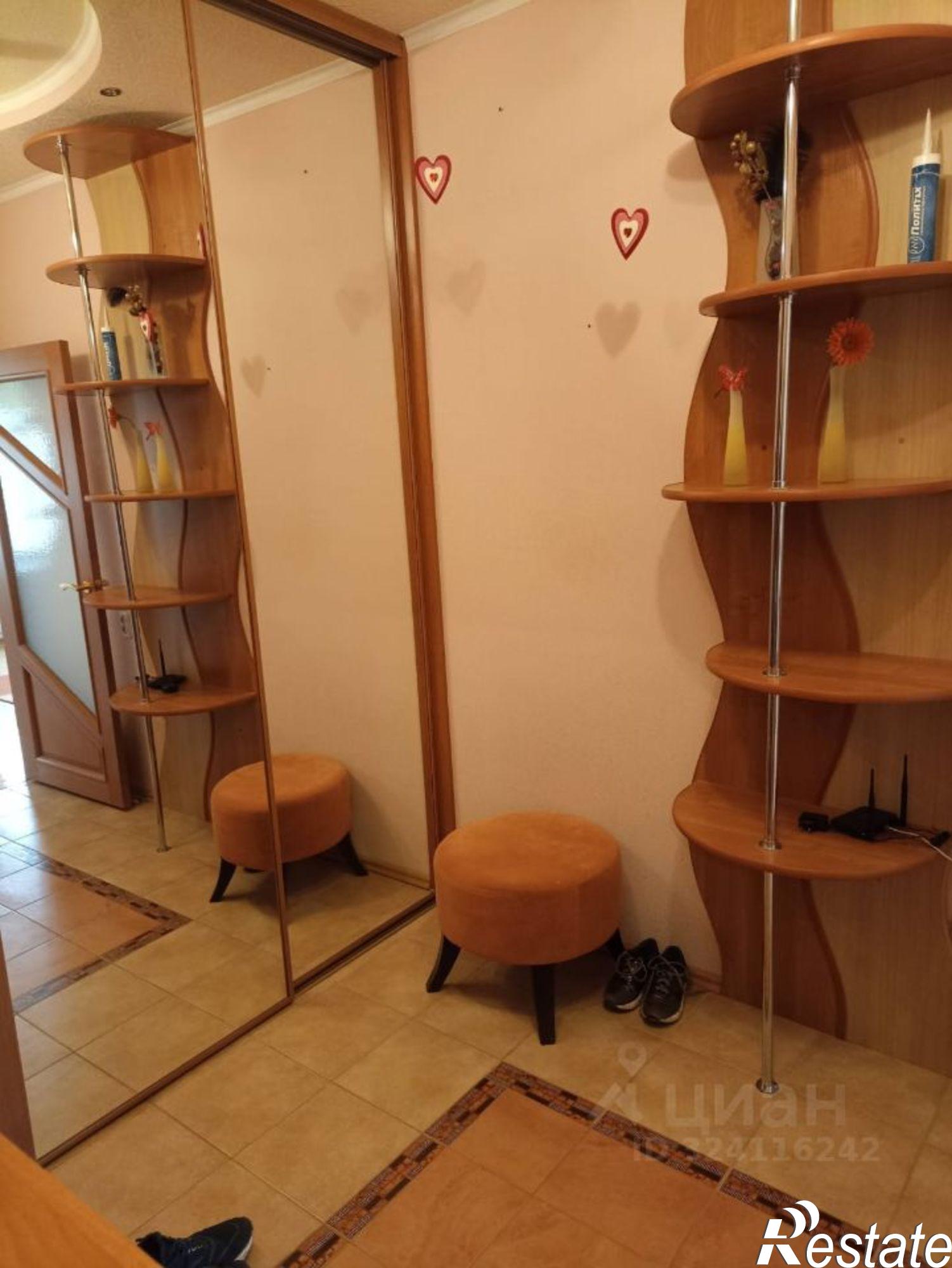 Сдать квартиру за 17 000 рублей на улица Суворова, 25