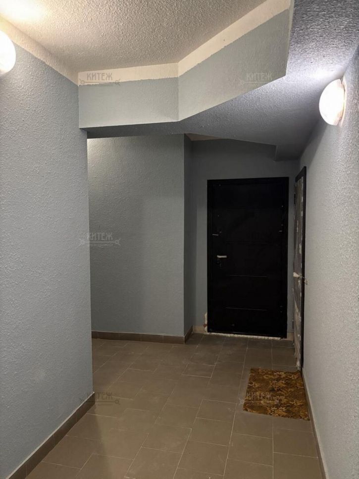 2-комн квартира Азаровская ул, д.40