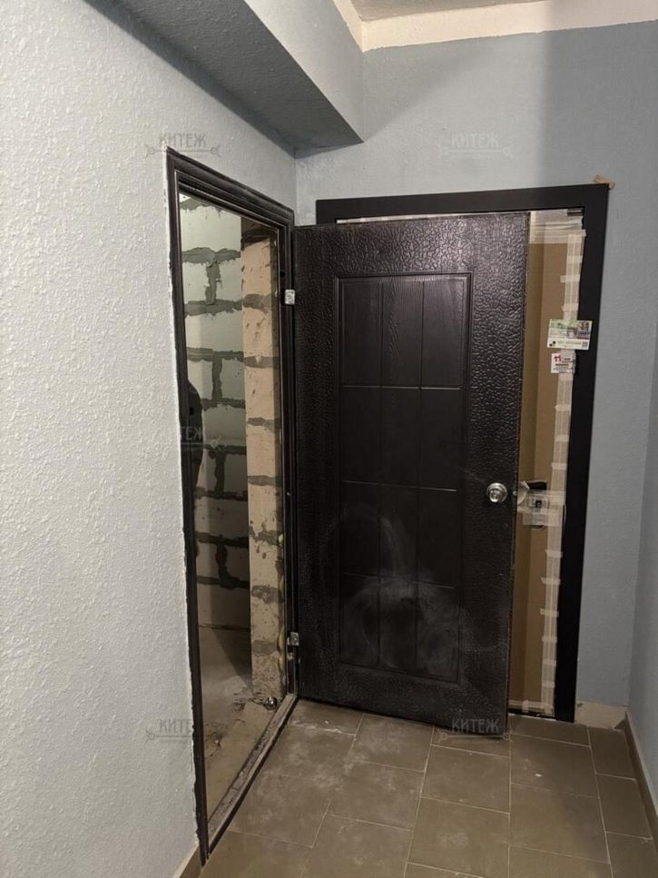 2-комн квартира Азаровская ул, д.40