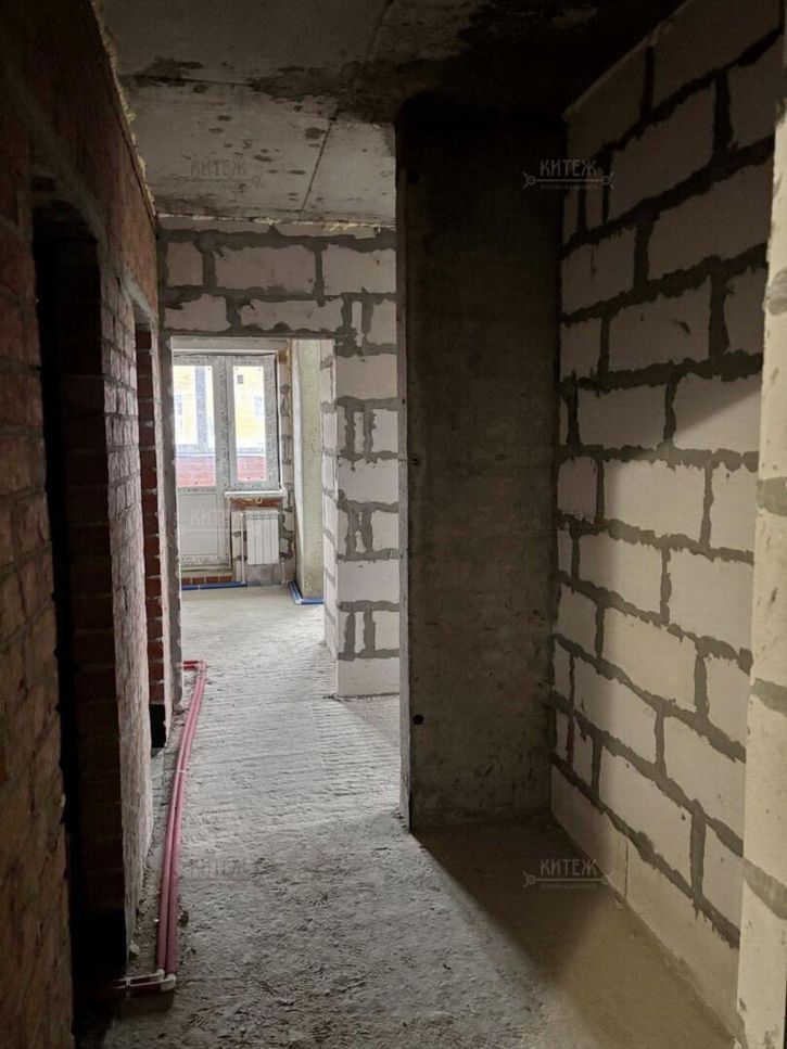 2-комн квартира Азаровская ул, д.40