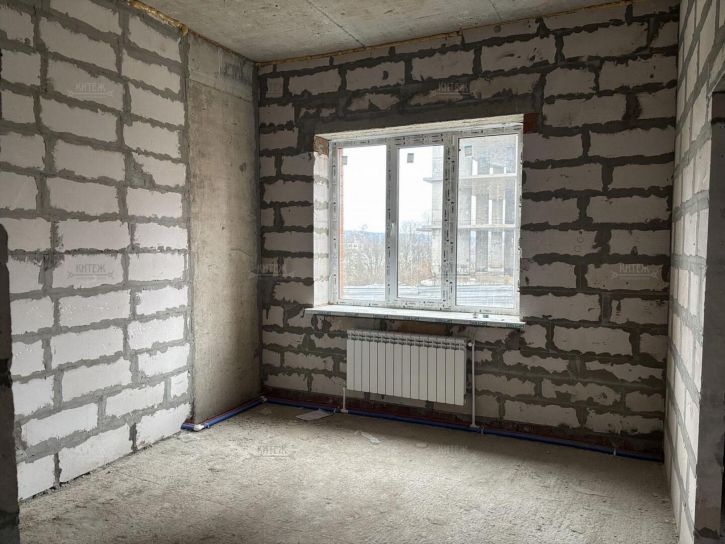 3-комн квартира Азаровская ул, д.40