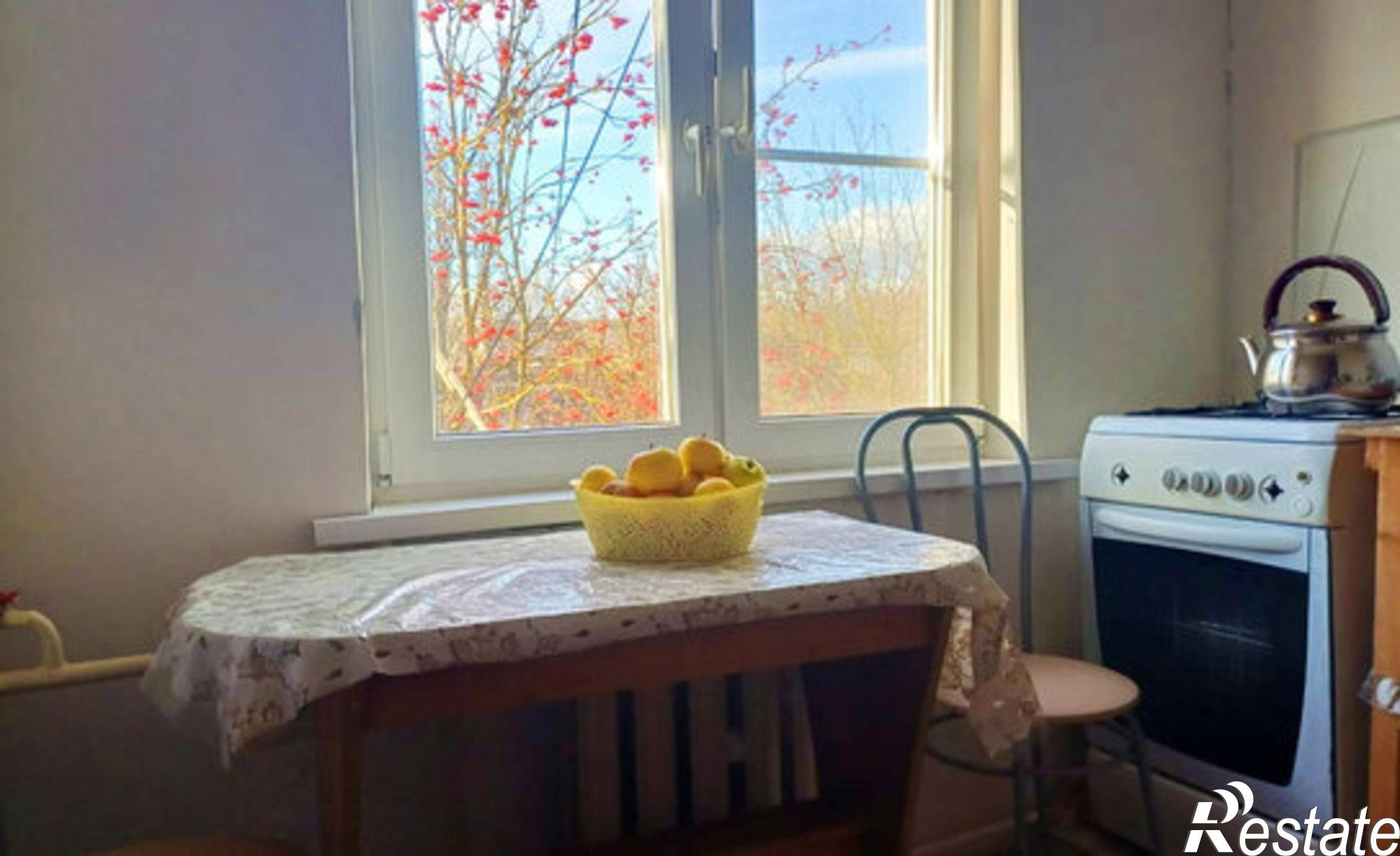 Купить квартиру за 4 200 000 рублей на улица Гурьянова, 41