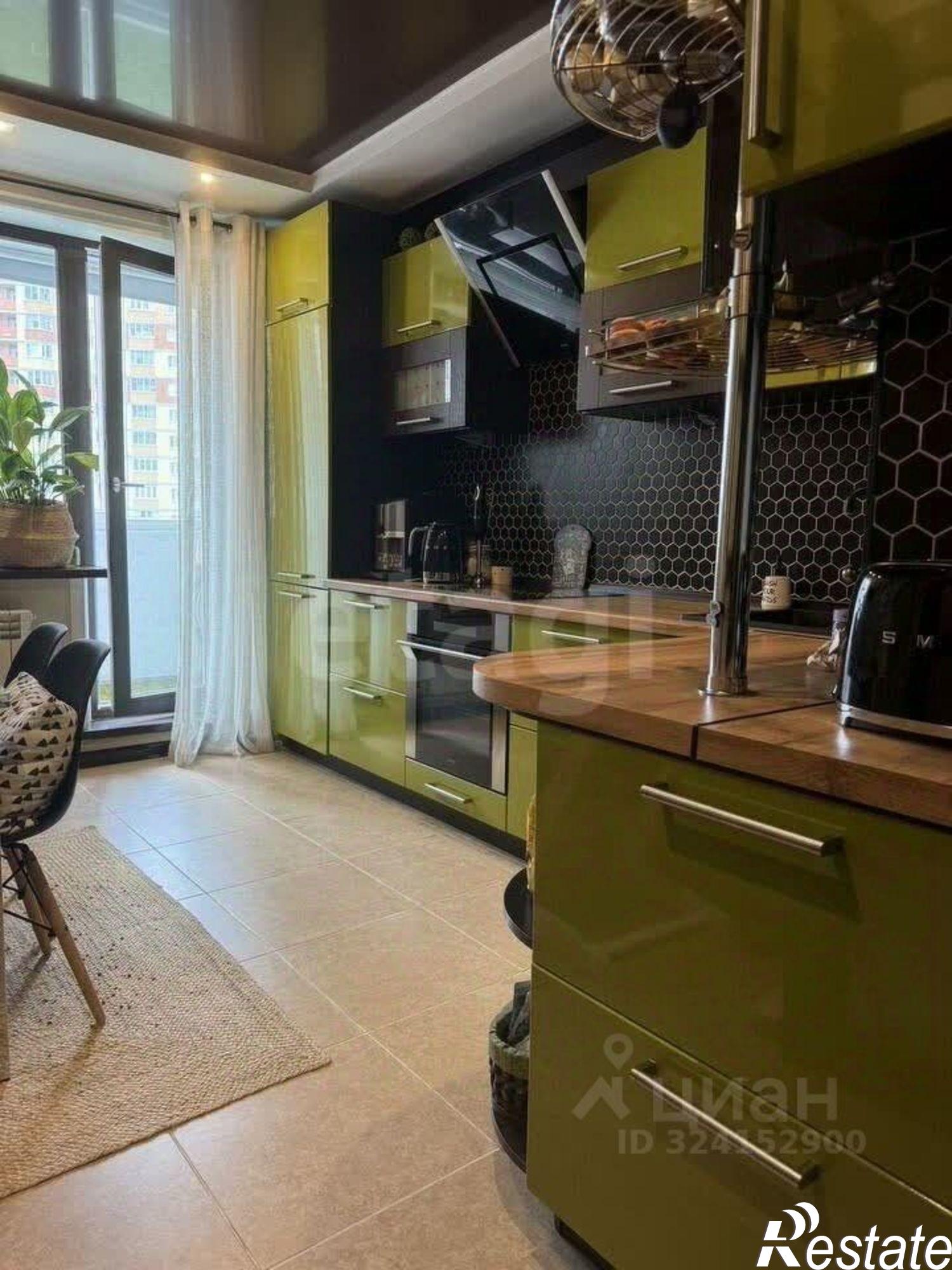 Купить квартиру за 10 100 000 рублей на улица 65 лет Победы, 33