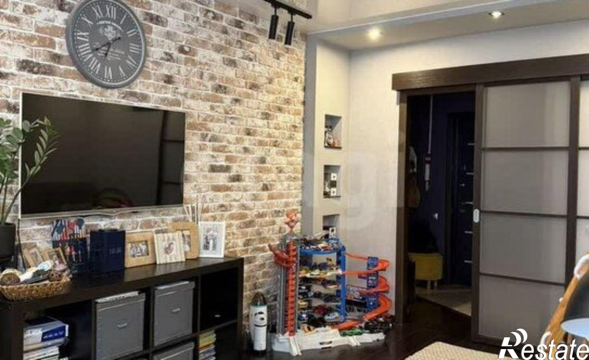 Купить квартиру за 10 100 000 рублей на улица 65 лет Победы, 33