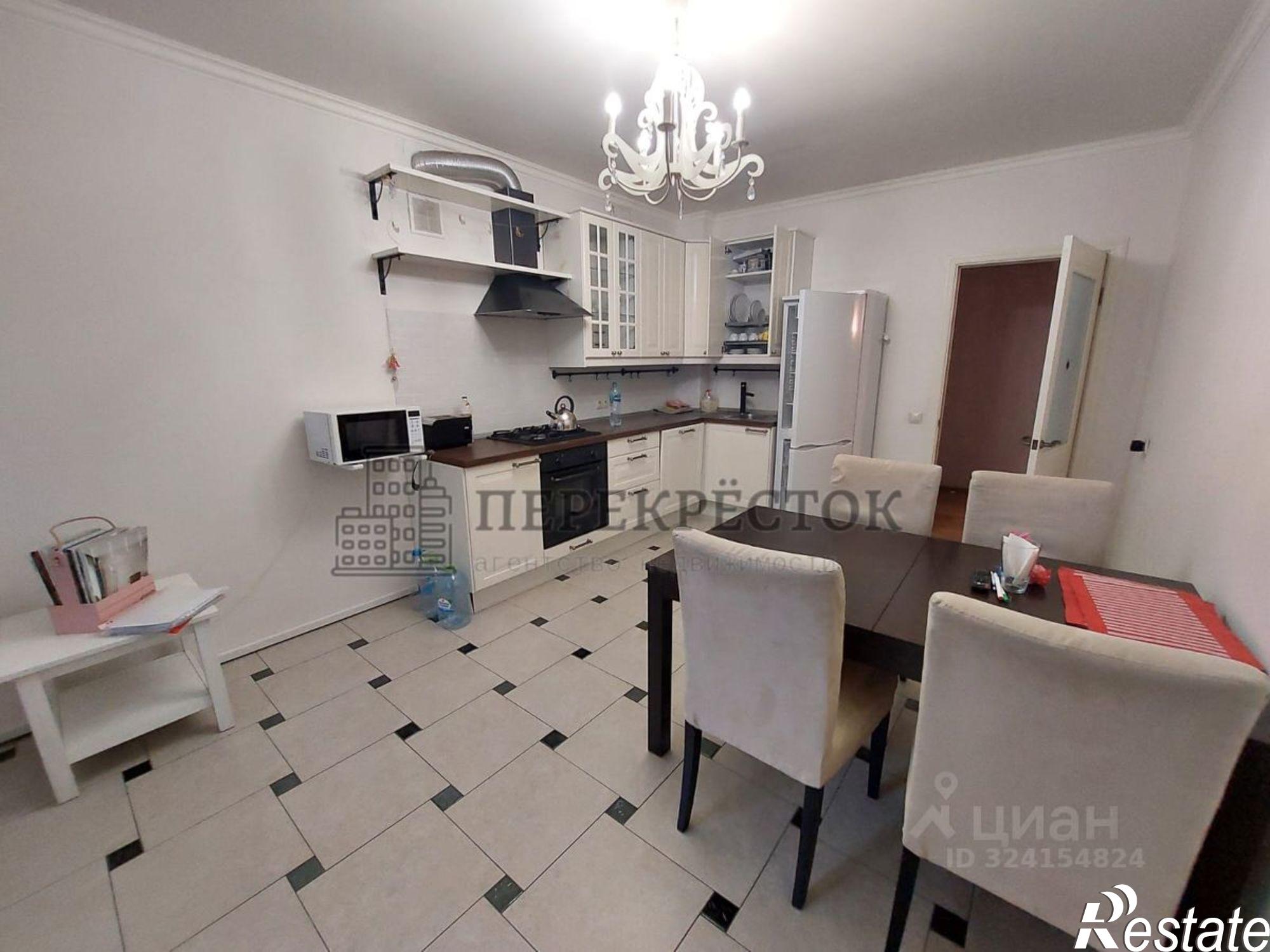 Сдать квартиру за 70 000 рублей на улица Баумана, 5