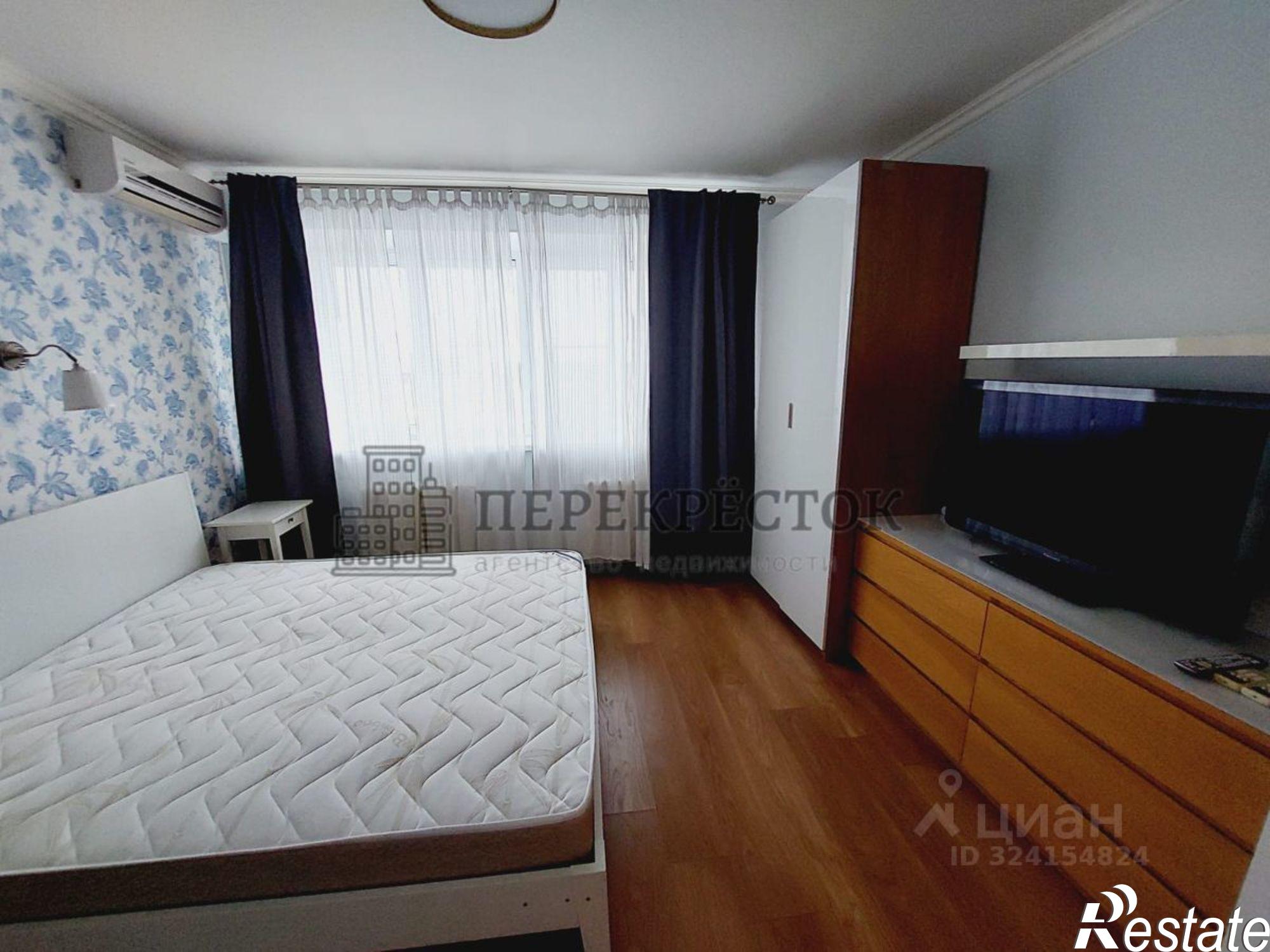 Сдать квартиру за 70 000 рублей на улица Баумана, 5