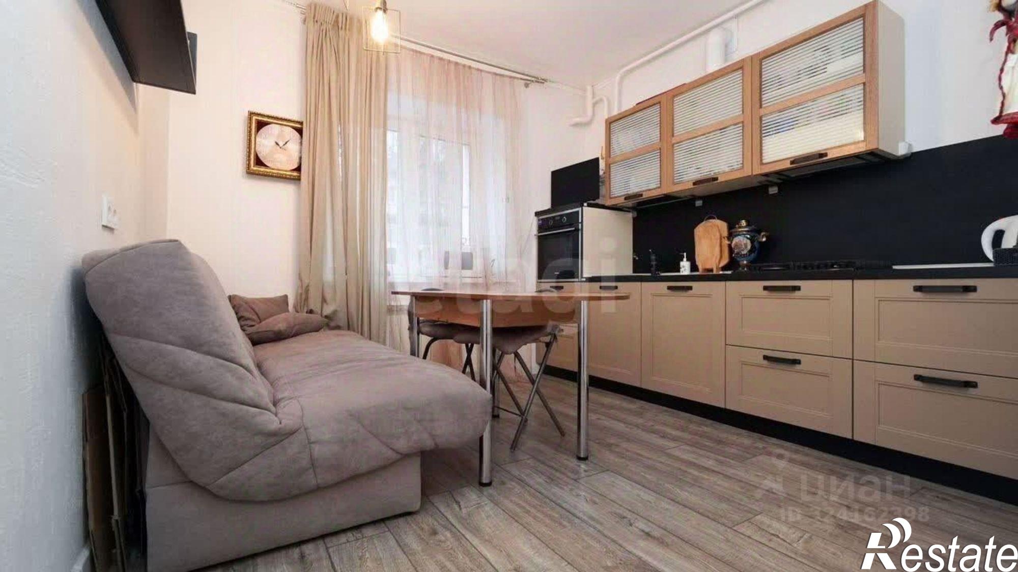 Купить квартиру за 9 000 000 рублей на Знаменская улица, 45