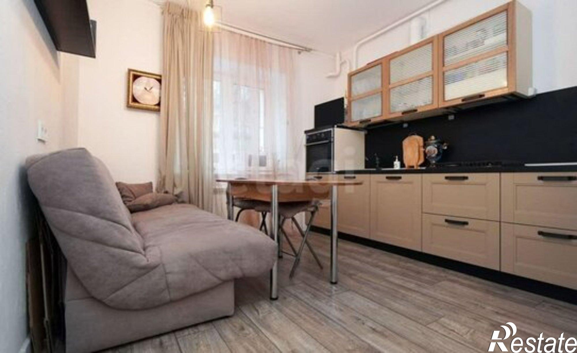 Купить квартиру за 9 000 000 рублей на Знаменская улица, 45